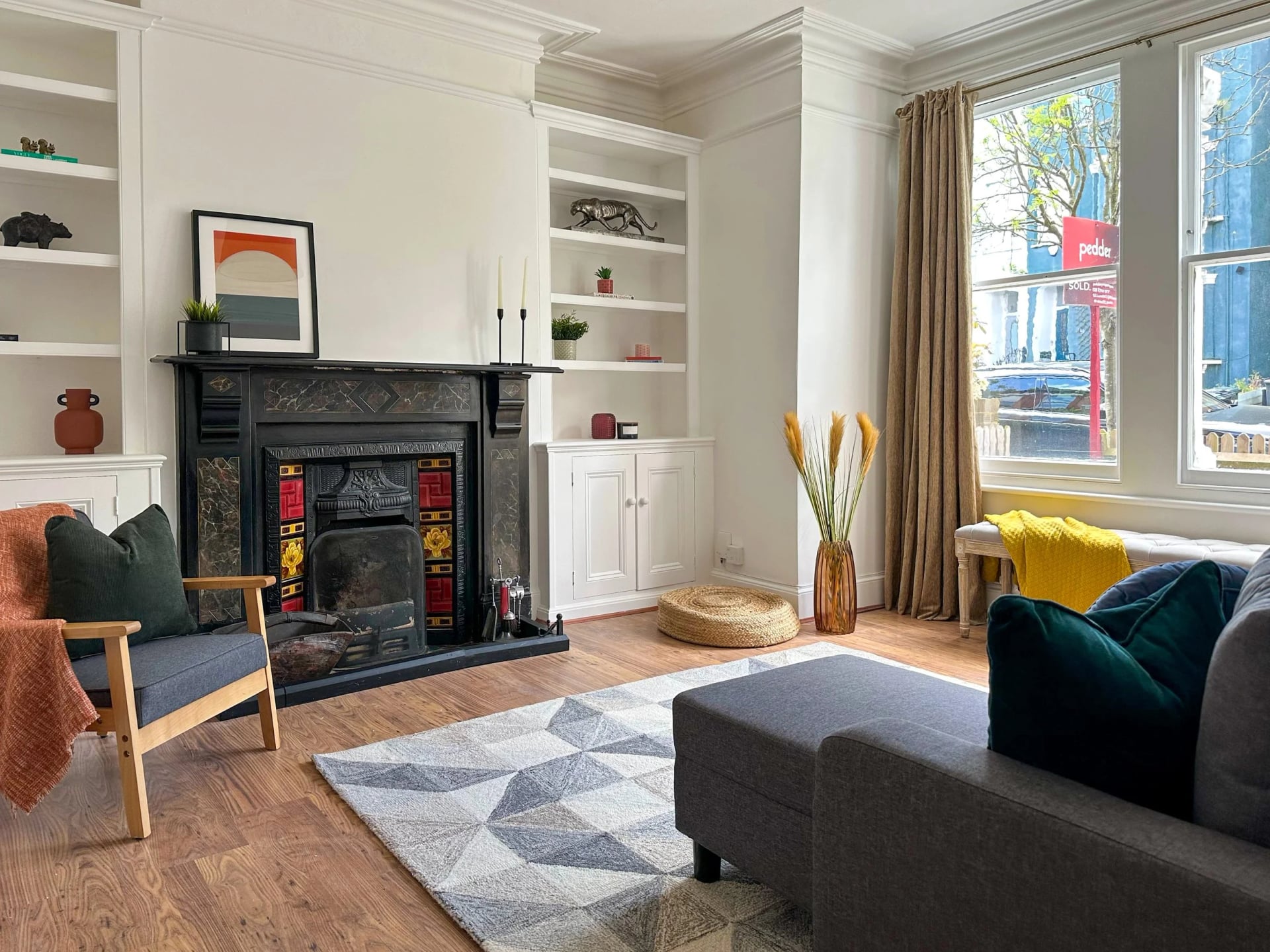 How mixing warm tones heated up this home’s sale
