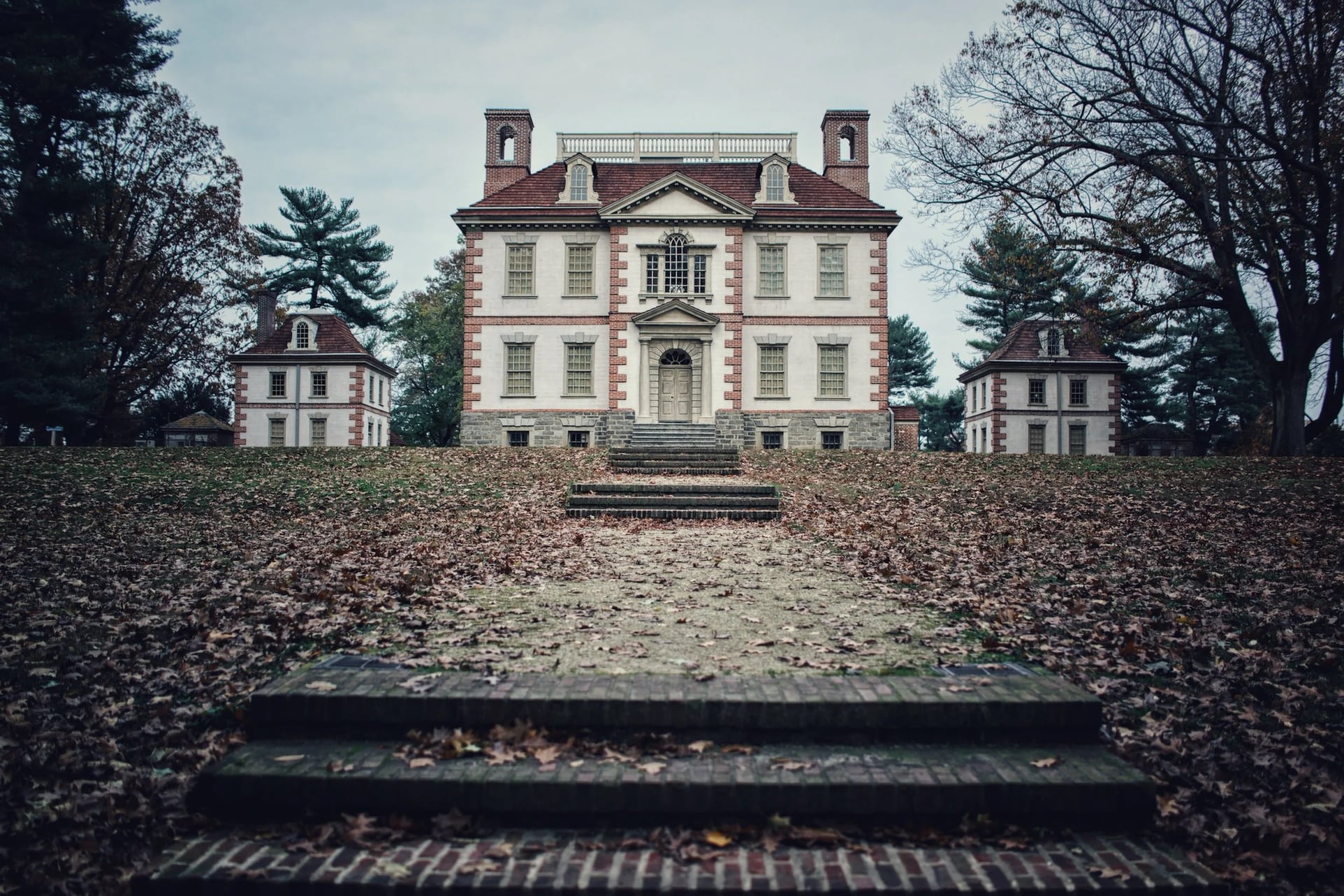 How to avoid buying a haunted house