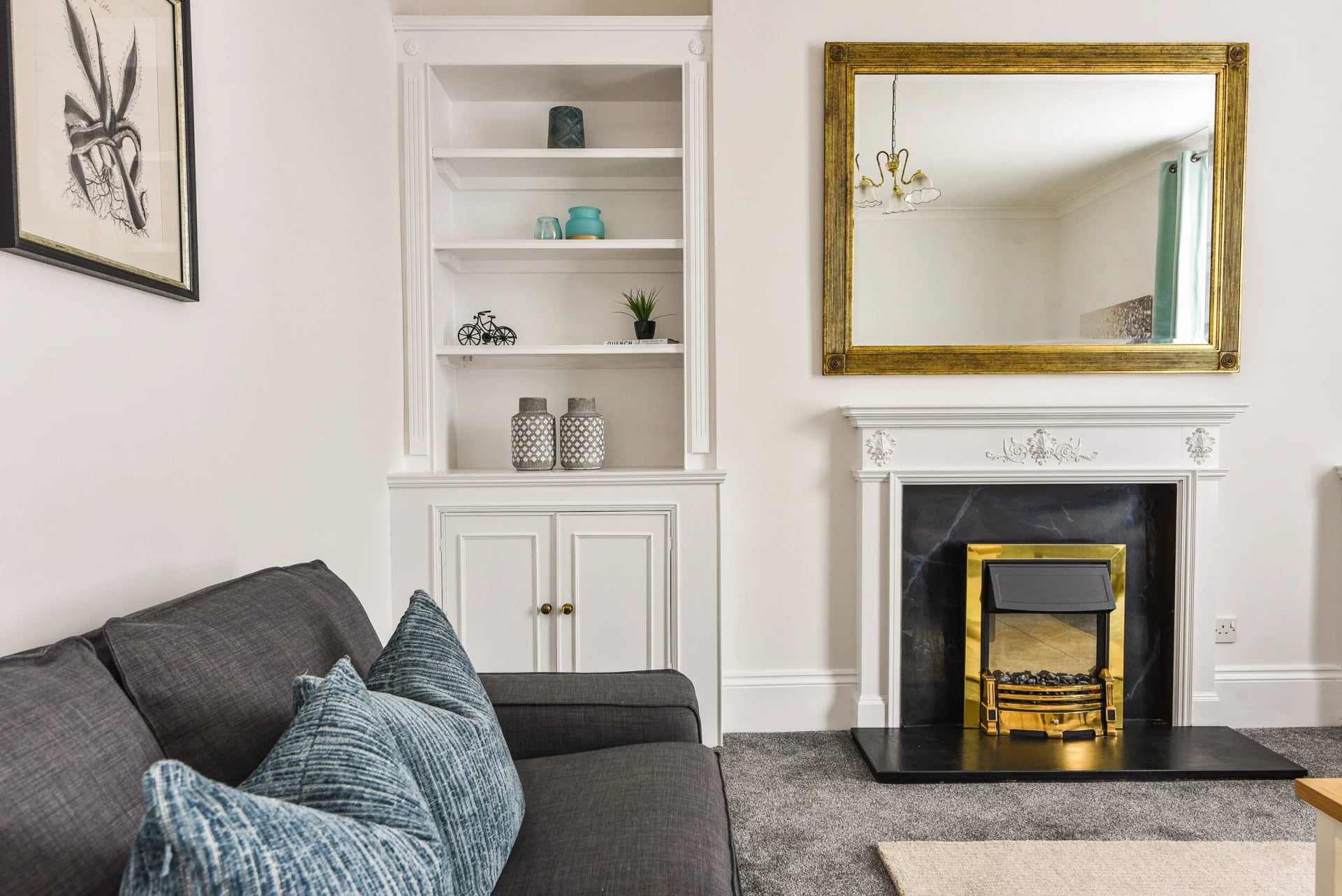 Keep your buyer connected on their viewing