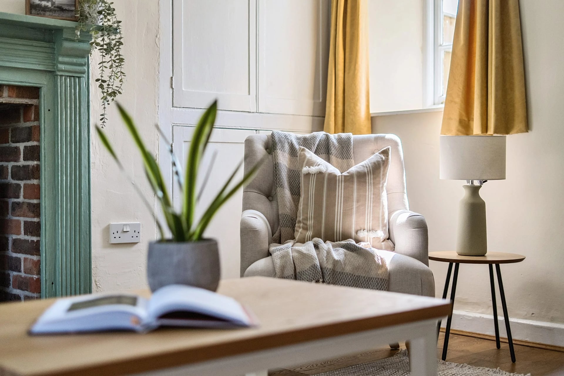 Staging on a Shoestring: Big Impact, Small Budget